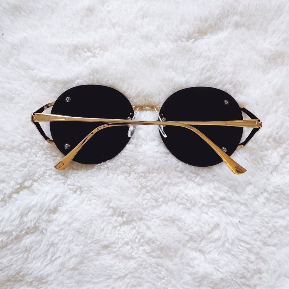 Ruth Black Round Metal Sunglasses - Picture 9 of 11